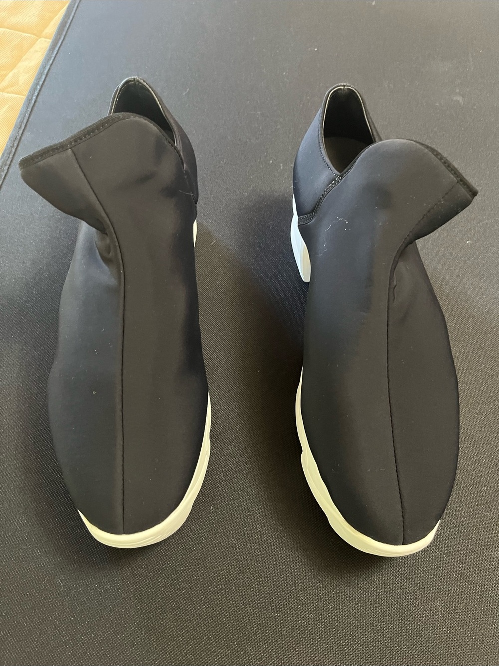 IRi NYC  black wavy sole low sneakers, size 42 NWOT